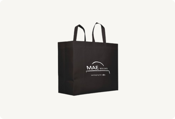 Bolsa de asa de lazo color negra con logo de maebolsas